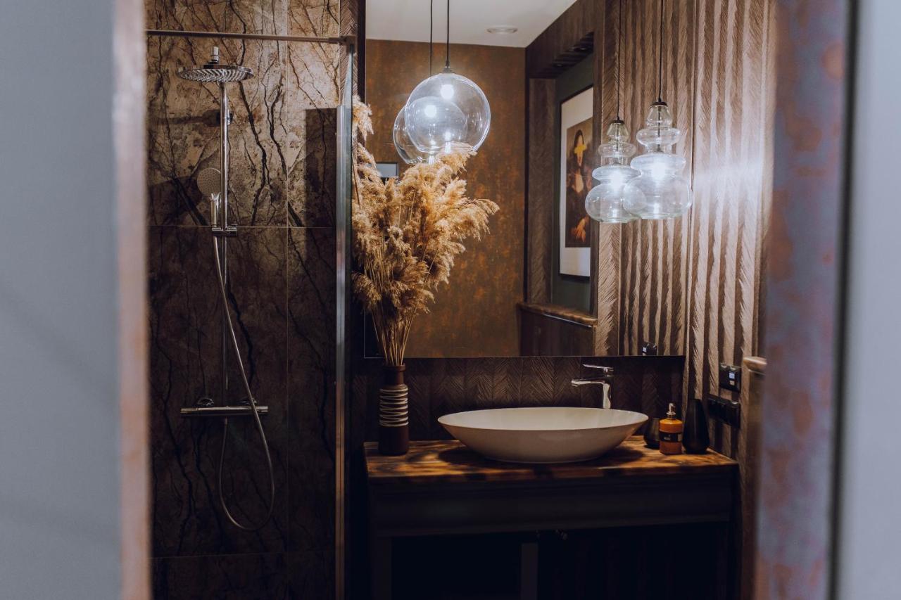 Apartamenty Zamkowe Centrum クフィジン エクステリア 写真