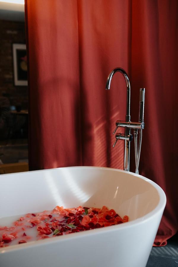 Apartamenty Zamkowe Centrum クフィジン エクステリア 写真