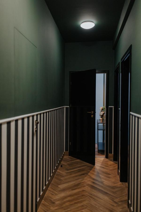 Apartamenty Zamkowe Centrum クフィジン エクステリア 写真