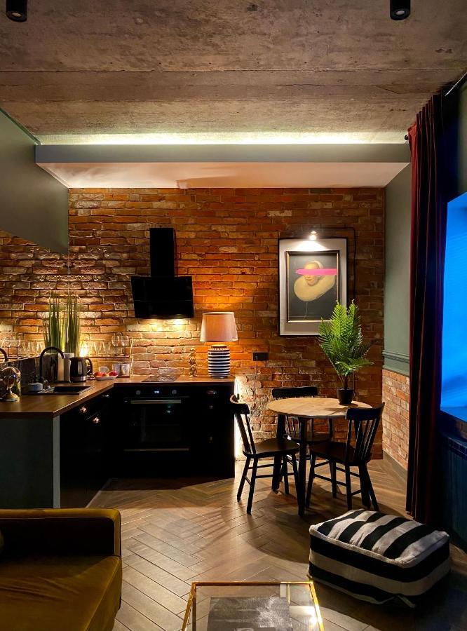 Apartamenty Zamkowe Centrum クフィジン エクステリア 写真